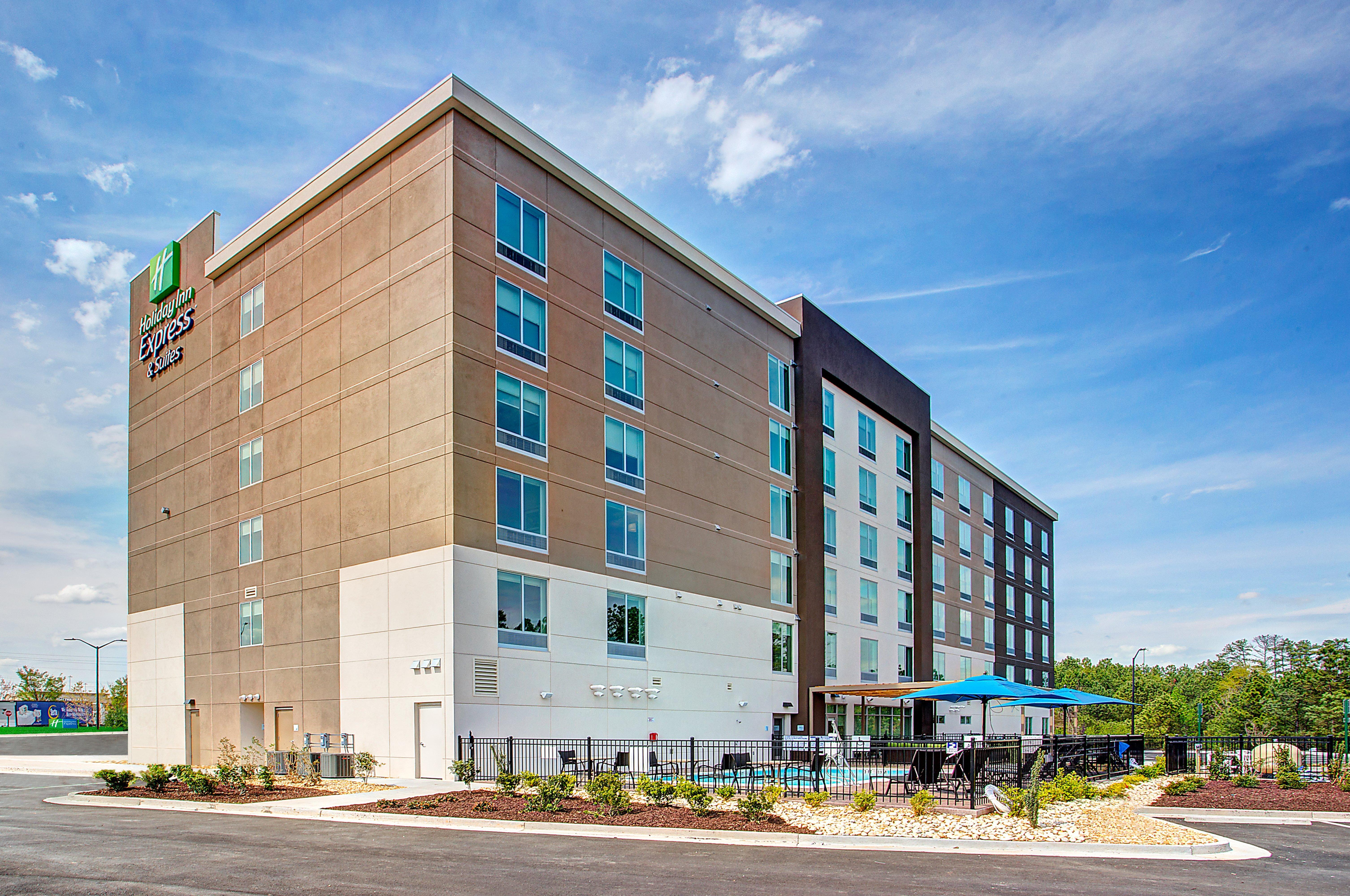 Holiday Inn Express & Suites Covington By Ihg Exterior foto