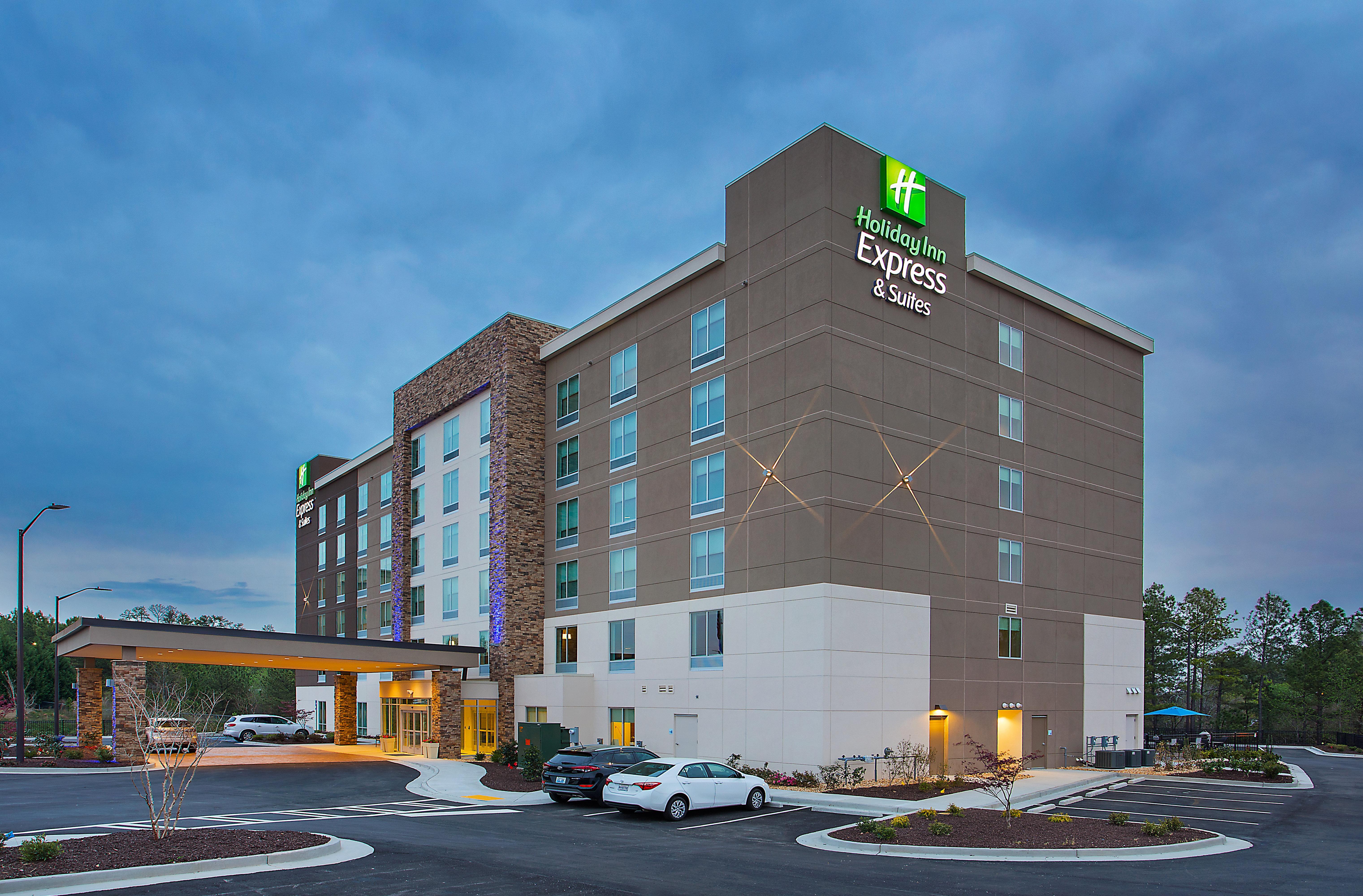 Holiday Inn Express & Suites Covington By Ihg Exterior foto