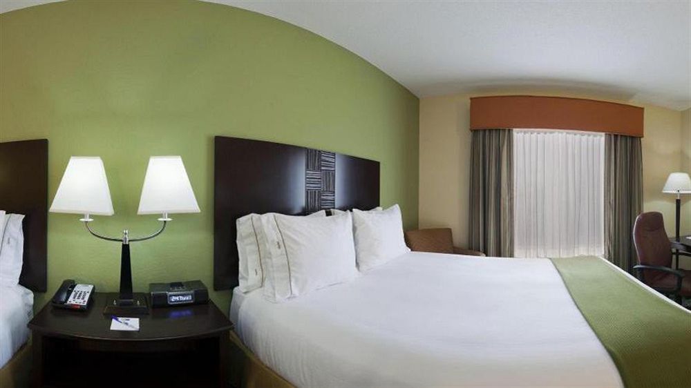 Holiday Inn Express & Suites Covington By Ihg Exterior foto