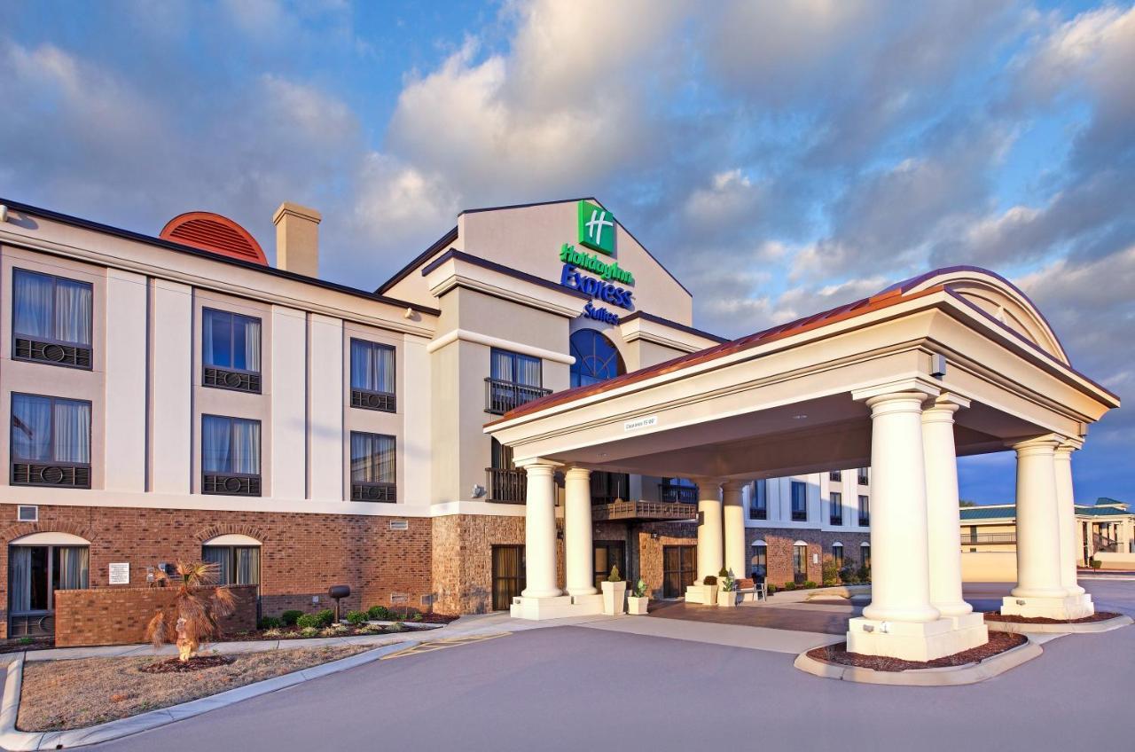 Holiday Inn Express & Suites Covington, An Ihg Hotel Exterior foto